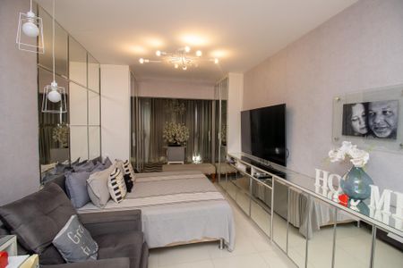 Casa de condomínio à venda com 320m², 6 quartos e 1 vaga Casa de condomínio à venda com 320m², 6 quartos e 1 vagaQuarto 2