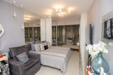 Casa de condomínio à venda com 320m², 6 quartos e 1 vaga Casa de condomínio à venda com 320m², 6 quartos e 1 vagaQuarto 2