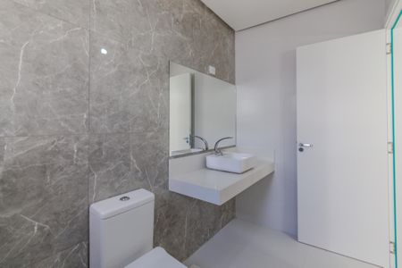 Casa à venda com 203m², 3 quartos e 4 vagasBanheiro Social