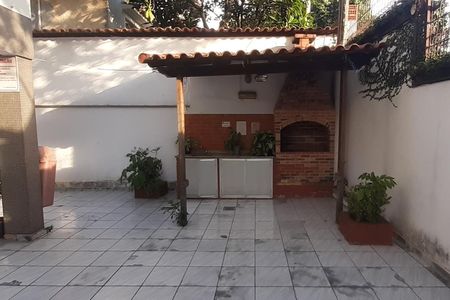 Apartamento à venda com 102m², 2 quartos e 1 vagaÁrea comum - Churrasqueira