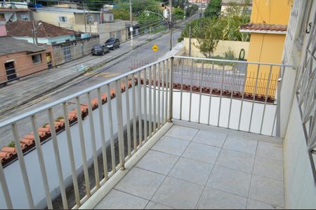 Apartamento à venda com 102m², 2 quartos e 1 vagaVaranda