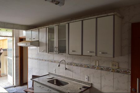 Apartamento à venda com 102m², 2 quartos e 1 vagaCozinha