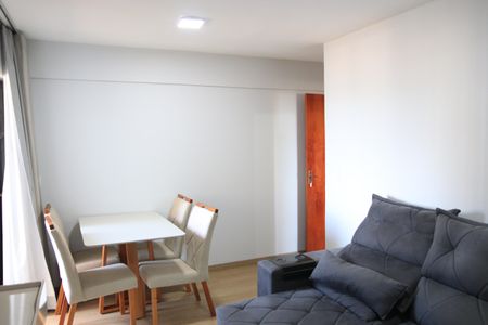 Apartamento para alugar com 64m², 3 quartos e 1 vagaSala