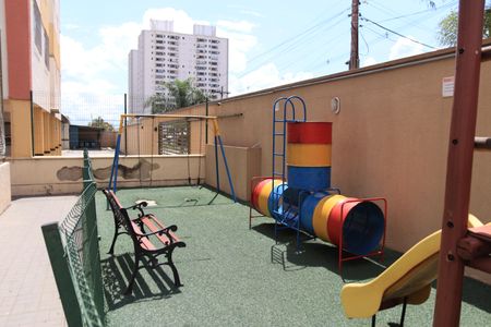 Apartamento para alugar com 64m², 3 quartos e 1 vagaÁrea comum