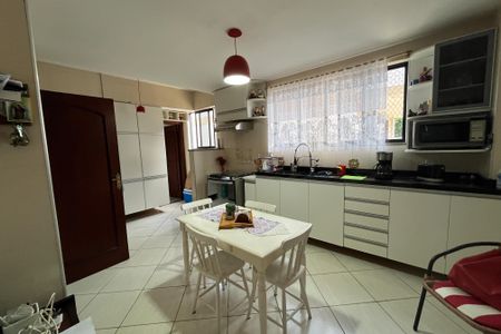 Apartamento à venda com 139m², 3 quartos e 2 vagasCozinha