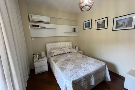 Apartamento à venda com 139m², 3 quartos e 2 vagasQuarto 1