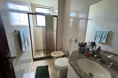 Apartamento à venda com 139m², 3 quartos e 2 vagasBanheiro 1