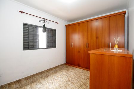 Casa à venda com 120m², 4 quartos e 2 vagasSuíte