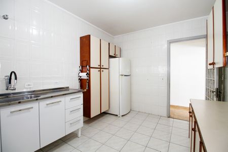 Casa à venda com 120m², 4 quartos e 2 vagasCozinha 1