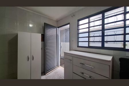 Casa à venda com 120m², 4 quartos e 2 vagasÁrea de Serviço 1