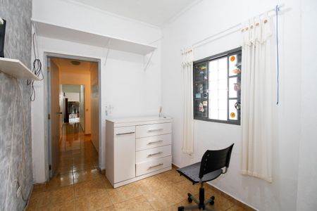 Casa à venda com 120m², 4 quartos e 2 vagasQuarto 2