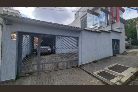 Casa à venda com 120m², 4 quartos e 2 vagasFachada