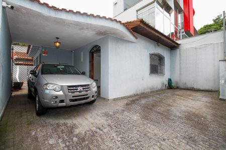 Casa à venda com 120m², 4 quartos e 2 vagasFachada
