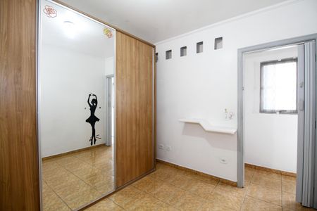 Casa à venda com 120m², 4 quartos e 2 vagasQuarto 3