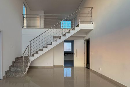 Apartamento à venda com 212m², 4 quartos e 4 vagas Apartamento à venda com 212m², 4 quartos e 4 vagasSala