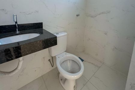 Apartamento à venda com 212m², 4 quartos e 4 vagas Apartamento à venda com 212m², 4 quartos e 4 vagasLavabo