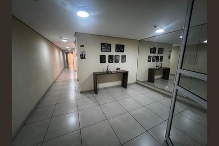 Apartamento à venda com 57m², 3 quartos e 1 vaga Apartamento à venda com 57m², 3 quartos e 1 vagaHall