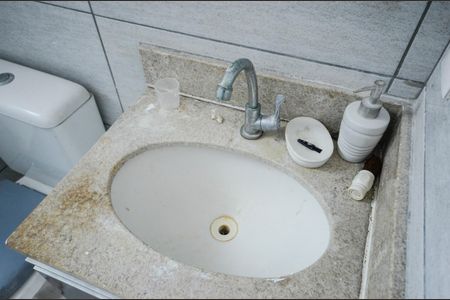 Apartamento à venda com 57m², 3 quartos e 1 vaga Apartamento à venda com 57m², 3 quartos e 1 vagaBanheiro