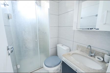 Apartamento à venda com 57m², 3 quartos e 1 vaga Apartamento à venda com 57m², 3 quartos e 1 vagaBanheiro