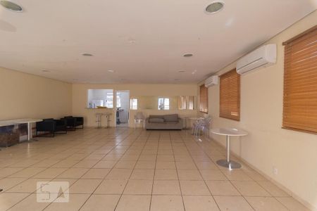 Apartamento à venda com 57m², 3 quartos e 1 vaga Apartamento à venda com 57m², 3 quartos e 1 vagaÁrea comum - Salão de festas