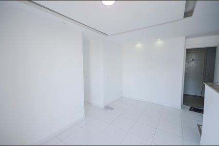 Apartamento à venda com 57m², 3 quartos e 1 vaga Apartamento à venda com 57m², 3 quartos e 1 vagaSala