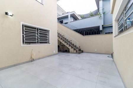 Casa à venda com 236m², 4 quartos e 3 vagasQuintal