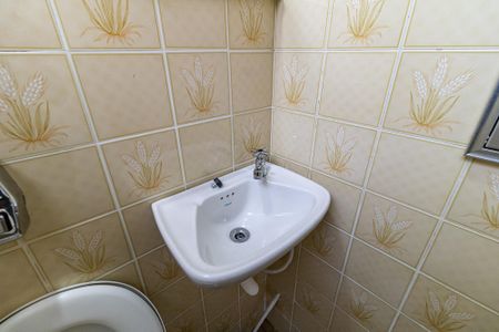 Casa à venda com 236m², 4 quartos e 3 vagasBanheiro Externo