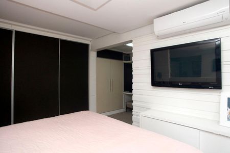 Apartamento à venda com 269m², 3 quartos e 4 vagasQuarto 1