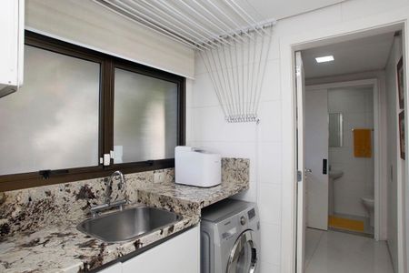 Apartamento à venda com 269m², 3 quartos e 4 vagasÁrea de Serviço