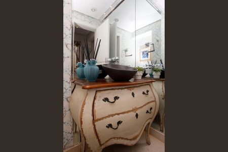 Apartamento à venda com 269m², 3 quartos e 4 vagasLavabo