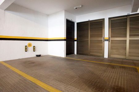 Apartamento à venda com 269m², 3 quartos e 4 vagasBox Garagem (vaga 1 de 04)