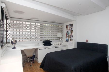 Apartamento à venda com 269m², 3 quartos e 4 vagasQuarto 3