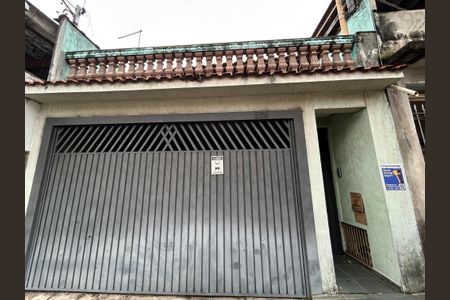 Casa à venda com 125m², 2 quartos e 2 vagasFachada