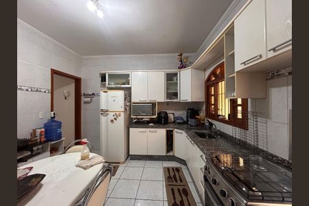 Casa à venda com 125m², 2 quartos e 2 vagasCozinha