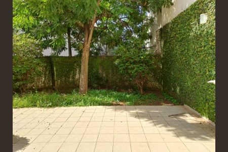 Casa de condomínio à venda com 295m², 3 quartos e 3 vagas