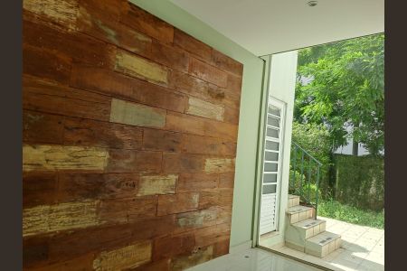 Casa de condomínio à venda com 295m², 3 quartos e 3 vagas