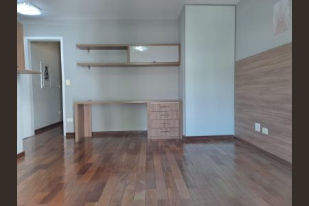 Casa de condomínio à venda com 295m², 3 quartos e 3 vagas