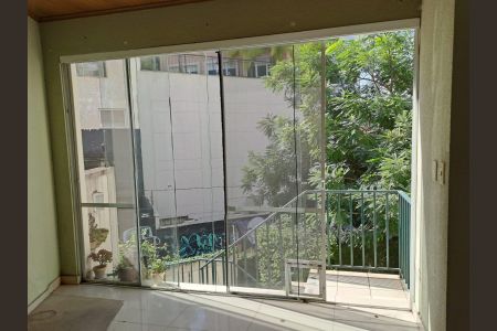 Casa de condomínio à venda com 295m², 3 quartos e 3 vagas