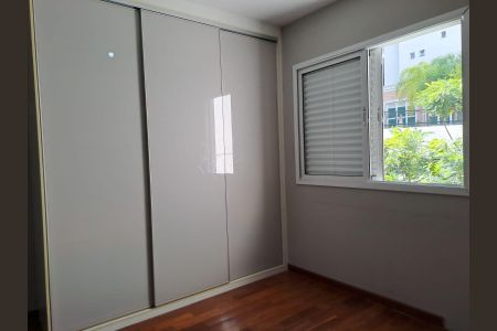 Casa de condomínio à venda com 295m², 3 quartos e 3 vagas