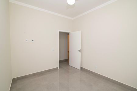 Casa de condomínio para alugar com 160m², 3 quartos e 4 vagasQuarto 2