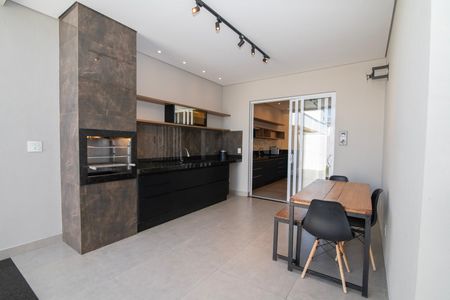 Casa de condomínio para alugar com 160m², 3 quartos e 4 vagasChurrasqueira