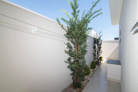 Casa de condomínio para alugar com 160m², 3 quartos e 4 vagasCorredor dos Fundos