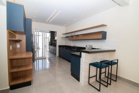 Casa de condomínio para alugar com 160m², 3 quartos e 4 vagasCozinha