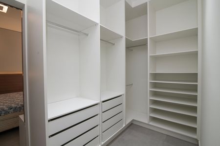 Casa de condomínio para alugar com 160m², 3 quartos e 4 vagasQuarto 3 Suíte