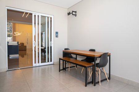 Casa de condomínio para alugar com 160m², 3 quartos e 4 vagasChurrasqueira