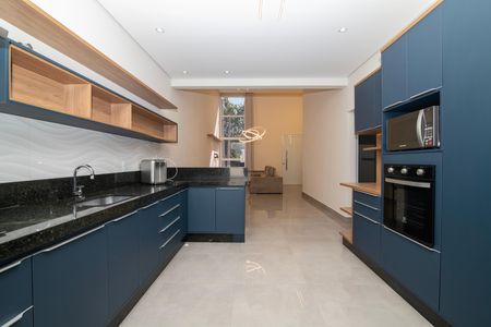 Casa de condomínio para alugar com 160m², 3 quartos e 4 vagasCozinha