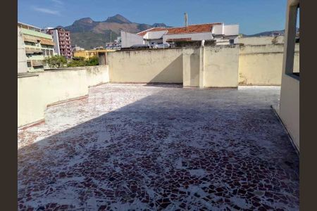 Apartamento à venda com 70m², 3 quartos e 1 vaga