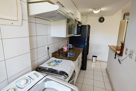 Apartamento à venda com 64m², 2 quartos e 1 vagaCozinha e Área de Serviço