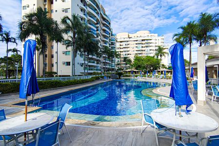 Apartamento à venda com 64m², 2 quartos e 1 vagaÁrea comum