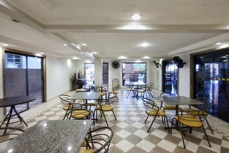Apartamento para alugar com 55m², 1 quarto e 1 vaga Apartamento para alugar com 55m², 1 quarto e 1 vagaÁrea comum - Salão de festas